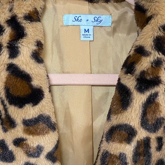 Plush Leopard Faux Fur Coat - Picture 3 of 8